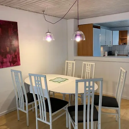 Norrestrand Byhus, Centrum *